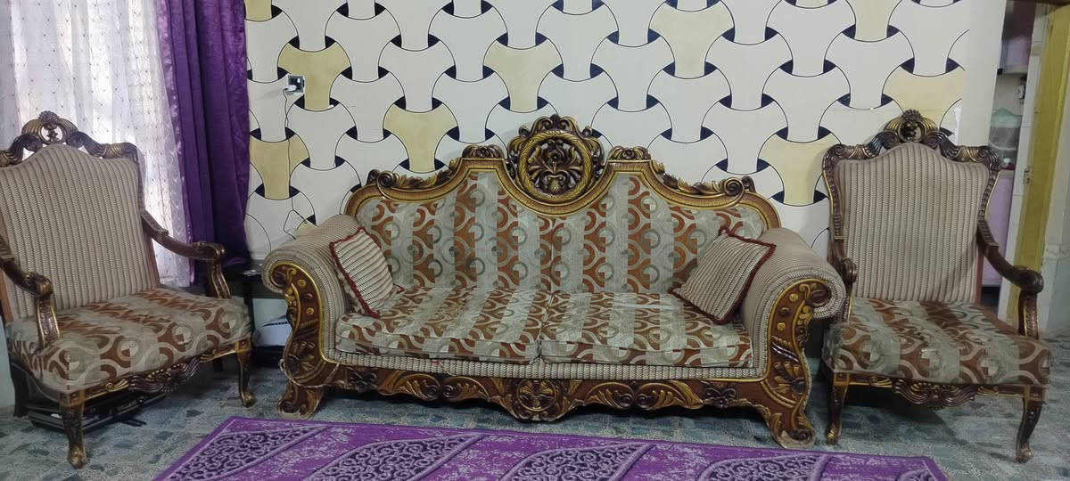 تخمين اثنين للبيع 
مرسله أو تصل رقم ***********
