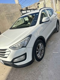 سنتافيا 2014 خليجي  كفالة عامة  محرك 4 سلندر السعر 160وبيها مجال  0781...