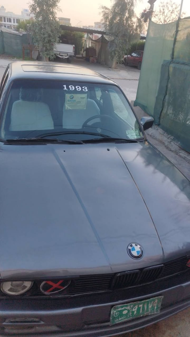 bmwزعرا مەکینە سقری دەبل دیجیتەل ئارم پلاستیک گێرو مەکینە بەشەرت تازە عام کراوەتەوەتابلێی جوان و ڕێکە گۆرینەوەش  دەکەم لەسەر دڵگرتن أربيل, العراق


**إذا كنت صاحب هذا الإعلان وتريد حذفه لأي سبب، رجاءا أرسل رسالة إلى الدعم الفني**