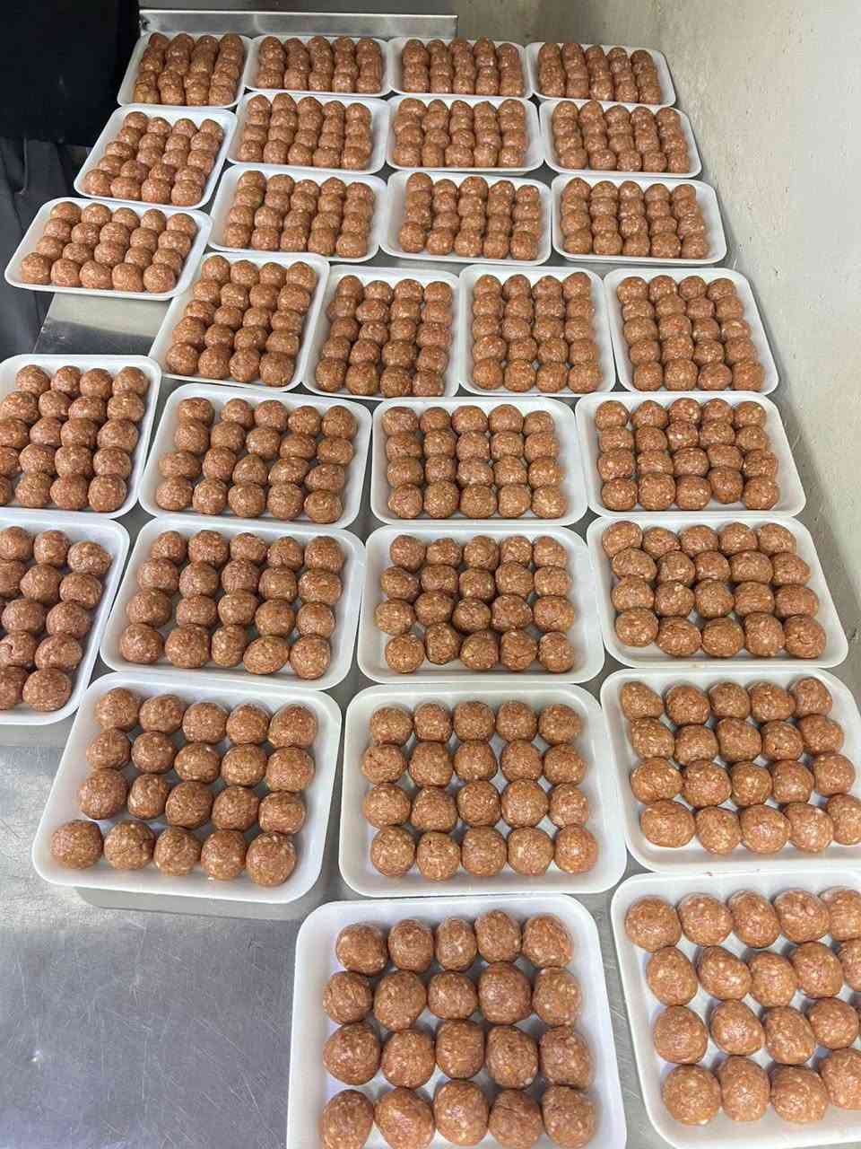 السلام وعليكم
تقدم لكم محلات #بركات #المصطفى 

جميع انواع الكبب والبورك الباسطرما الكفته 

#لحومناعراقيه #خالصه  والدجاج الحي والسمج

شوي الدجاج علفحم 

وشوي السمج العراقي الطريقه البغداديه  #البيع #جمله #مفرد

يوجد #خدمه #توصيل #لجميع #مناطق الغزاليه 

#والمناطق القريبه

اهلا بكم 

متواجدين 

كل يوم من الساعه ل #٨صباحا إلى #١٢عشر ليلا

نتشرف بيكم

#ارقام #التوصيل

***********

***********

                #اهلاوسهلابكم
