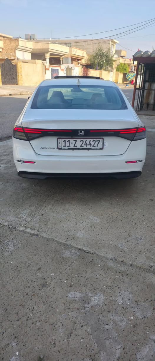 السـلام عليكم…للبيع 
هـوندا اكورد 
2023 فئة EX
بانزين مكينه 1500 تيربو
ماشيه ٥٤ الف كيلو
ضرر جاملغ الامامي فقط الباقي كفاله
كشنات مخمل
هيتر كشنات
عدادات ديجتال متغير الثيمات
تحكم ستيرن كامل
تشغيل عن بعد
اوتو هولد
اوتو ستوب
شاشه ابل كار بلي واندرويد اوتو
رادار امامي وجانبي
حداديه جديده بالكامل
تخم تاير جديد
السياره بدون نواقص

📍صلاح الدين/بلد

السعر 
188$ و بيها مجال للشراي
للتواصل

‭0782 918 8609‬
