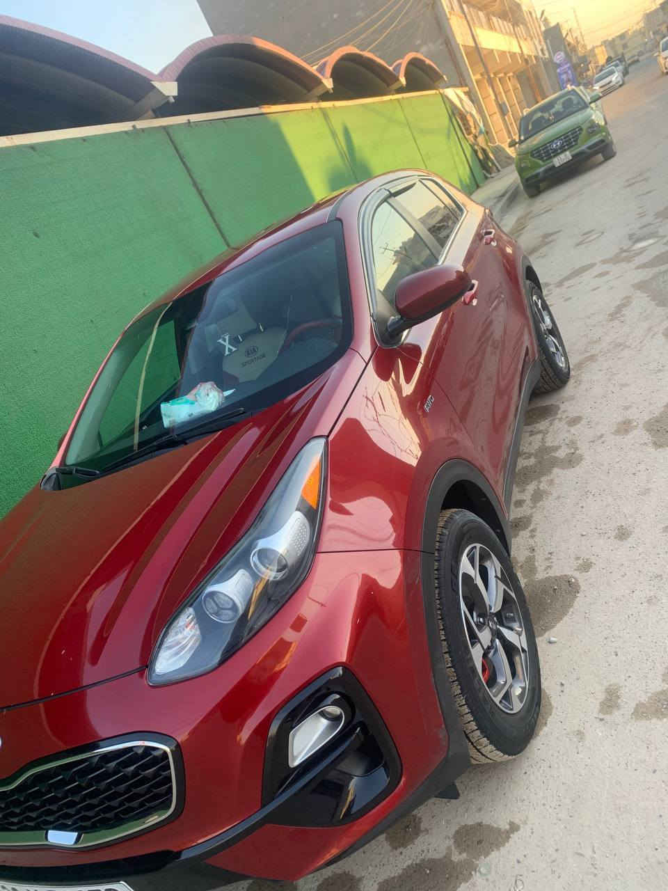 السلام عليكم
كيا سبورتج وراد امريكي 
مديل 2020 
حادثه قبق جنطه بجم كبس مكفول 
سونار موجود بلمنشور 
رقم بغداد جديد  بسمي 
السعر 170 وبي مجال 
مكاني البلديات 
***********
