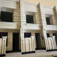 ((تونات عدد ٣ للبيع )) المساحه ٥٠ متر   الواجهه ٤ متر   العنوان:-شهداء...