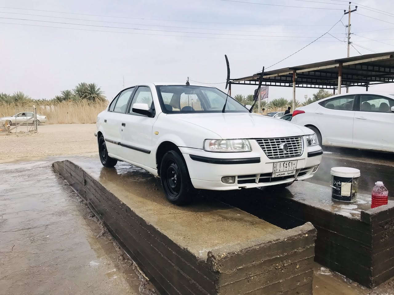 سمند موديل 2010
السيارة جاهزة من كلشي كهربائيات كير ومكينة كفالة عينه وصينية جدد تايرات وباتري جديدات منظومة تبريد السنويه ماساقطه والسيارة حلوة مثل ما بالصور لابيها ضربه ولا ضرر فقط تعمير بالهلالات رقمها قادسية ومكاني ديوانية سعرها $38 وبي مجال للتواصل ***********
