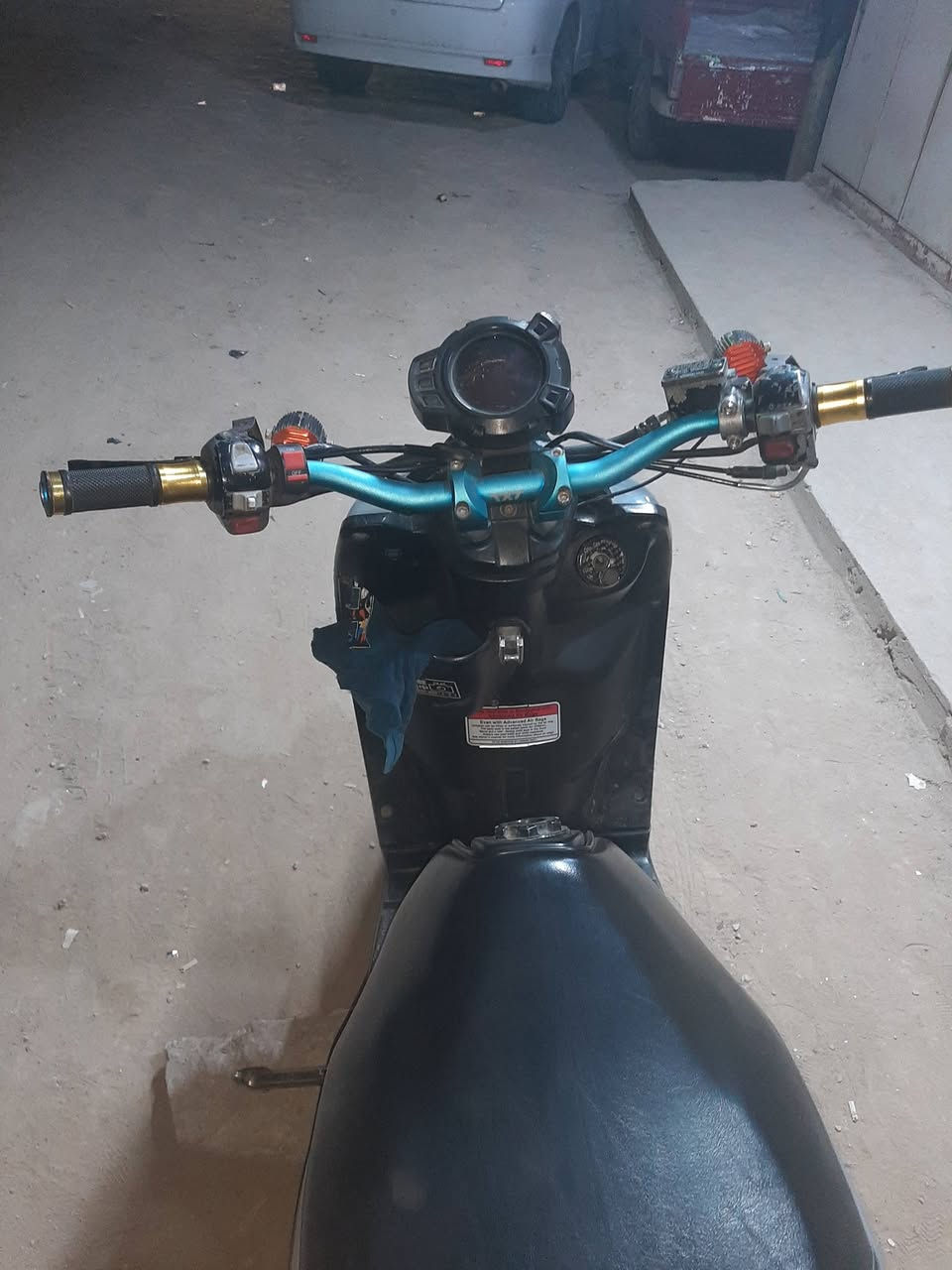 سلام عليكم سكنس جبلي .دراجة ٤ اوراق مال كمرنك وتسجيل بيها محد هيج يبيع للبيع دراجة ما عوزها برغي مداريها دهن موتلل كل ١٠ ايام
دراجة رياظية من كلشي مكينة ٥٨
كور سمارت 
جگ POSH
يدات بانزين رياظي 
ستيرن TXT 
صالنصة رياظي 
جاملغ رياظي 
كلهةة رياظي عداد كتروني فج رياظي 

سعر 850 وبيها مجال للطيبين.والمايعرف اسعارهن لا يعلق 
تجي وتفحص وين مجان 

عنوان نجف حي الميلاد شارع 20 
رقم تليفون ***********
