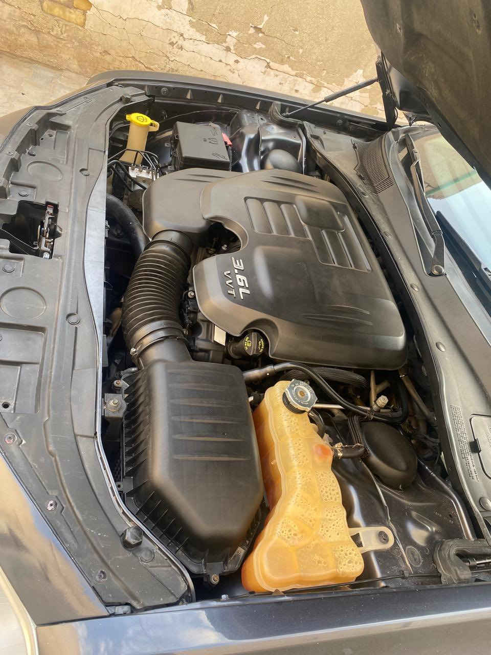 السلام عليكم اوباما مديل 18 اصل كفاله عامه بيه بارد شي بسيط كفاله كير مكينه حداده تبريد كلها بشرط ماناقصها شي ومسويلها ادامه كامله متكامله من فيت بم بلكات تنظيف غرفت احتراق تنضيف نوزلات ما ناقصها شي والحمدلله مواصفات السياره نص فول يعني عده الفتحه كشنات جلد تدفئه تبريد خزن كشنات  وباقي المواصفات المعروفه ويل 18  رقم دولي وهزه جديده  السياره بسمي تحويل ثاني يوم 
سعر 240 وبيها مجال للشراي 
مكان السياره بصره شط العرب 
للستفسار ***********
