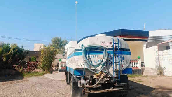 دنكر ماء 10طن محرك كير اكسل شرط شاصي شرط رقم اربيل تانكي مغلون جاهز عل شقل مكانو ناحية الزاب استفسار *********** كركوك
