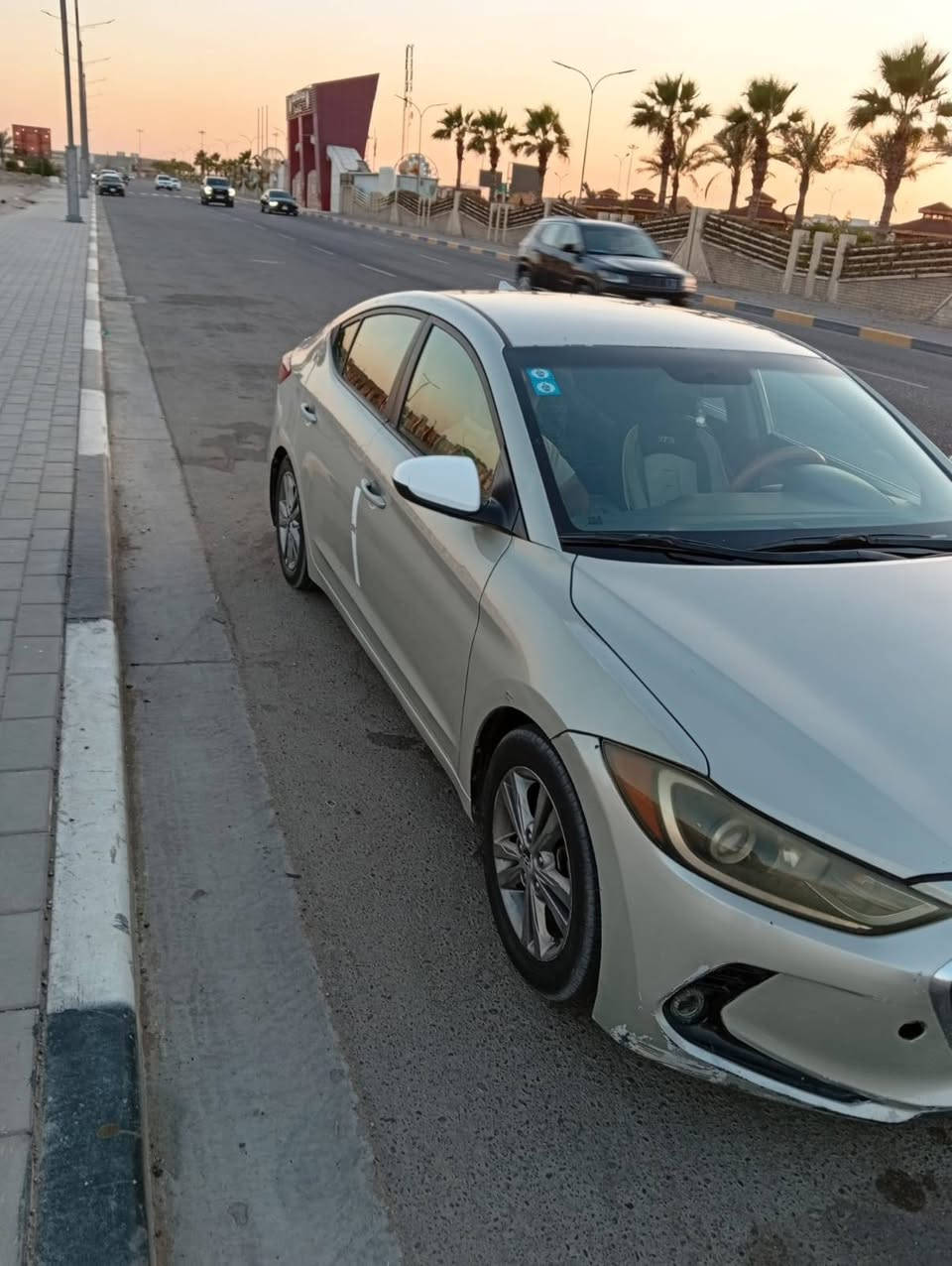 سلام عليكم النتره موديل ١٧ وارد أمريكي مبدل بيها مدگر  بدون دواخل بيبان ثنين مفتوحات بلعراق مصبوغات بدون حادث مجوردات ومصبوغات مكينه كير تبريد كفاله مكينه ٢٠٠٠ دوش السعر ١١٢ وبيها مجال عنوان بصره ابو الخصيب بيع مستعجل  ع هذا الرقم ***********
