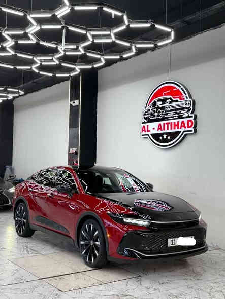 السلام عليكم من رخصه الاخوه القائمين ع الكروب للبيع كراون ماجستا بلاتينيوم اعلى فئه فول للاخير موديل ٢٠٢٣ السياره تعتبر كلين تايتل تكحيل اصبعين وبيها ضمان من المندلاوي بالشغل 
ماشيه ١٤ الف ميل 
المحرك ٢٤٠٠ تيربو  هايبرد 
خمس كامرات 
رادار امامي تحديد مسار 
رادار جانبي 
لايت 4 عدسات 
بانوراما 
ويل حجم 21 تخم تاير جديد 
سستم صوت JbL 
تشغيل + ابواب بصمه 
هاند بريك بصمه 
اوتو هولد 
اوتو بارك 
كشن جلد كهرباء وخزن ميموري 
صندوق كهرباء 
مغلفه بالكامل ppf ضمان عشر سنوات 
السياره فول مواصفات ما تنعد صور امريكا بالمنشور وواضح تفاصيل السياره كامله 
مكانها بغداد ورقمها بغداد مميز ومناقصها برغي 
وسعرها 34000$ وبيها مجال جدا جدا بسيط 
للاتصال اني مكلف بالنشر 

‭٠٧٨٠ ٣٨٠ ٤٠٤٩‬ المحامي محمد الربيعي
