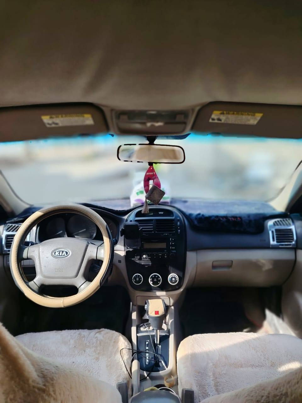 سبكترا موديل 2009 رقم ديالى بأسمي مكينه گير خير من الله ضرر چامرلغ خلفي كما موضح بالصوره السعر 80 المكان ديالى بعقوبة ***********
