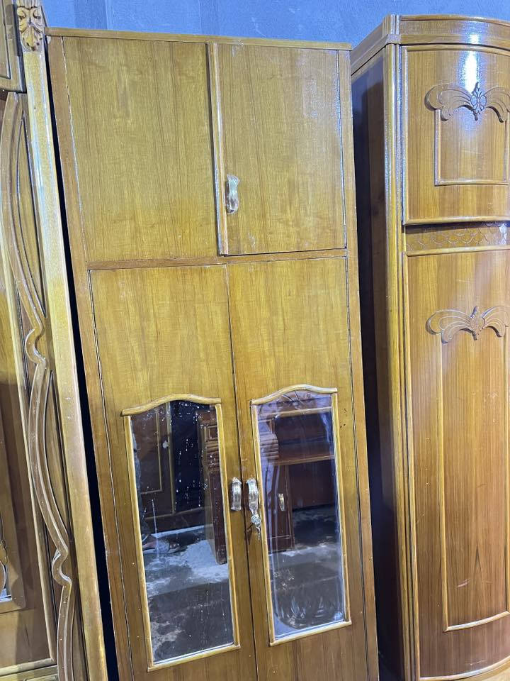 سلام عليكم غرفه نجاره صاج مستخدمه نظيفه داخل خارج صاج السعر ٨٠٠ العنوان الحله ***********
