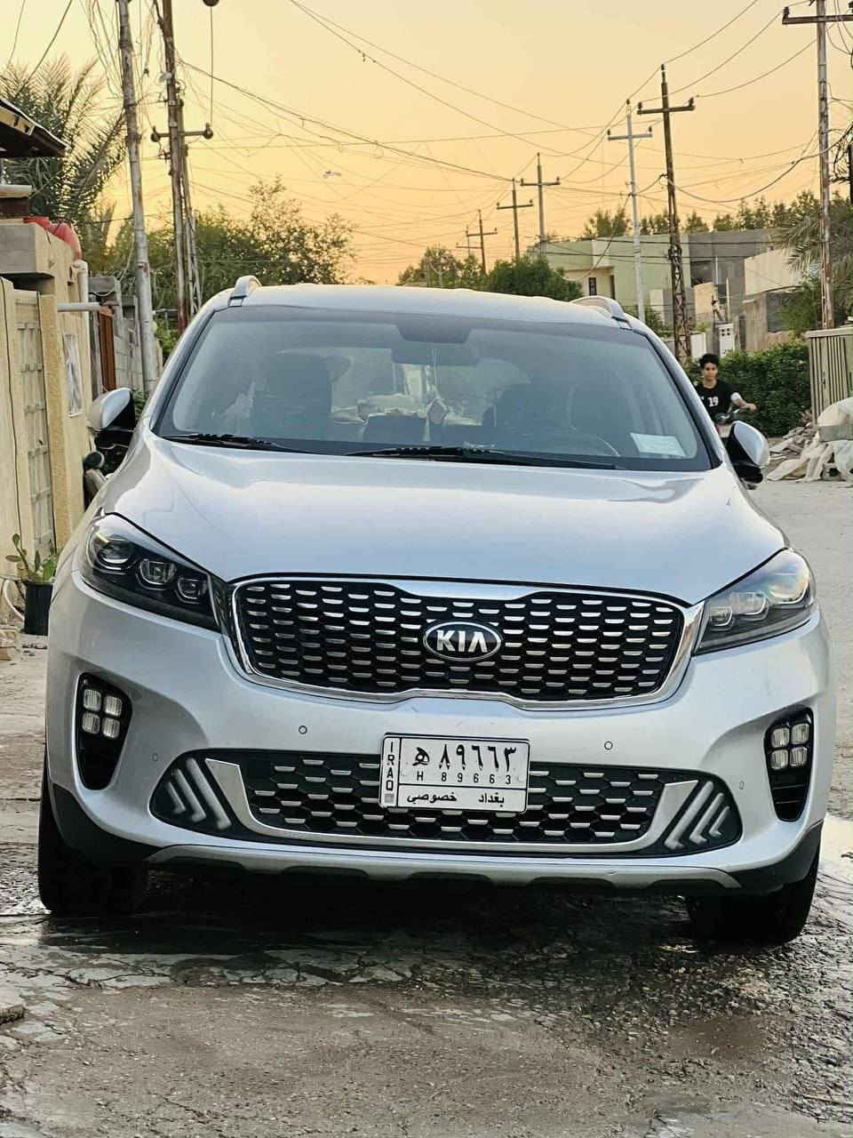 السلام عليكم سياره سورنتو خليجه جديده موديل 20مكفلوله كفاله عامه موصفات نص فول سياره جديده احله من صوره بل حقيقه مكان بابل محاويل ناحية الامام سعر 250بيه مجال لونه سلفر ‏‪0774 197 0489‬‏
