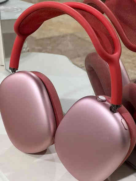 سلام عليكم AirPods Max
نظافة ٩٠٪؜ 

السعر 525 

تواصل خاص او على الرقم

***********

يوجد توصيل لجميع المحافظات
