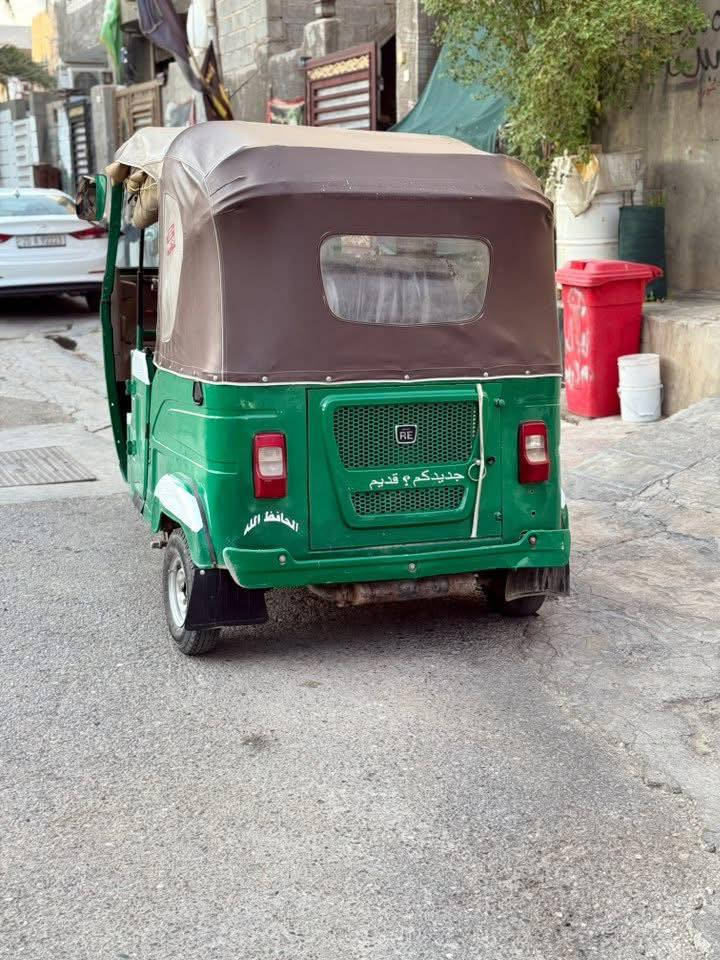 سلام عليكم تكتك للبيع 21 شهر 11 يوم 25 مرقمه بغداد  تكتك تحويل ثاني يوم جاهزه كبل الشارع مكفوله لا تنقيص ولا تبخير كهربائيات كله شغاله  بيه ملاحضات بصيطه الالشراي يتصل وبي خير ويدلل هذه رقمي ***********
