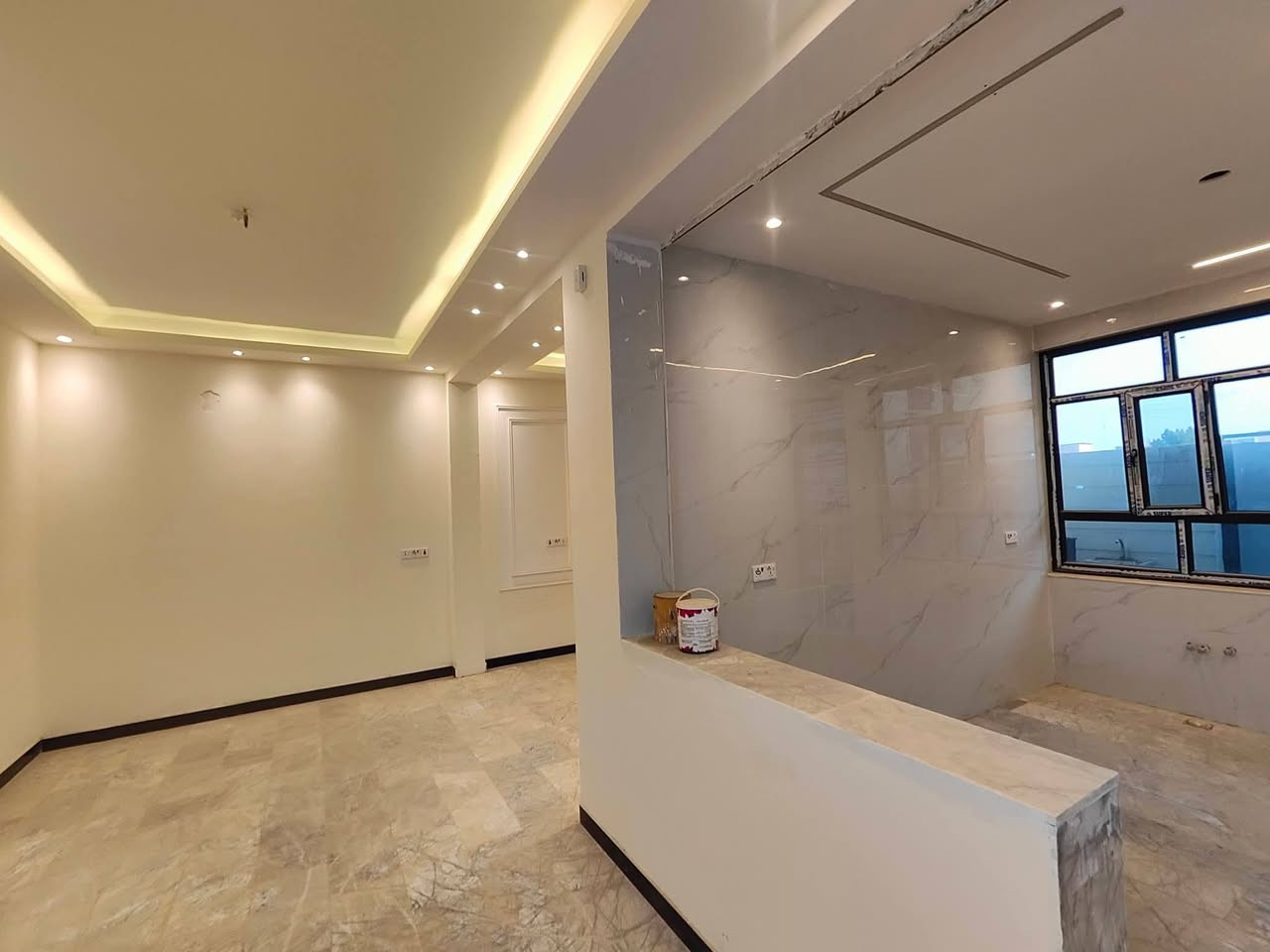 #دار اللبيع في كربلاء مقابل #حي العباس عمود 12 #قرب مدرسه المحمديات المساحه 100متر طابقين يتكون من 4 غرف نوم وصاله وستقبال ومطبخ صحيات داخل وخارج  تفاصيل اكتر داخل الفيديو طابو زراعي قرار محكمة سند 25  خدمات كامله مجاري ماء كهرباء مؤلد خط ذهبي خطوط نقل كلشي متوفر  الاستفسار اتصل #واتساب  *********** *********** ***********
