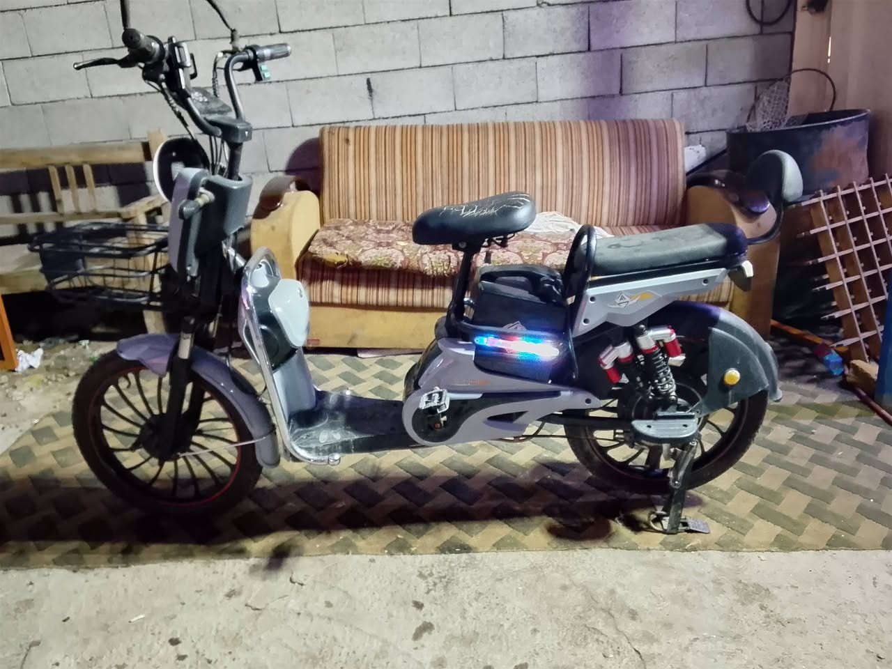 السلام عليكم ماطور شحن حجم ٢٠ حيل نضيف باتريات جديد السعر ٣٥٠


**إذا كنت صاحب هذا الإعلان وتريد حذفه لأي سبب، رجاءا أرسل رسالة إلى الدعم الفني**