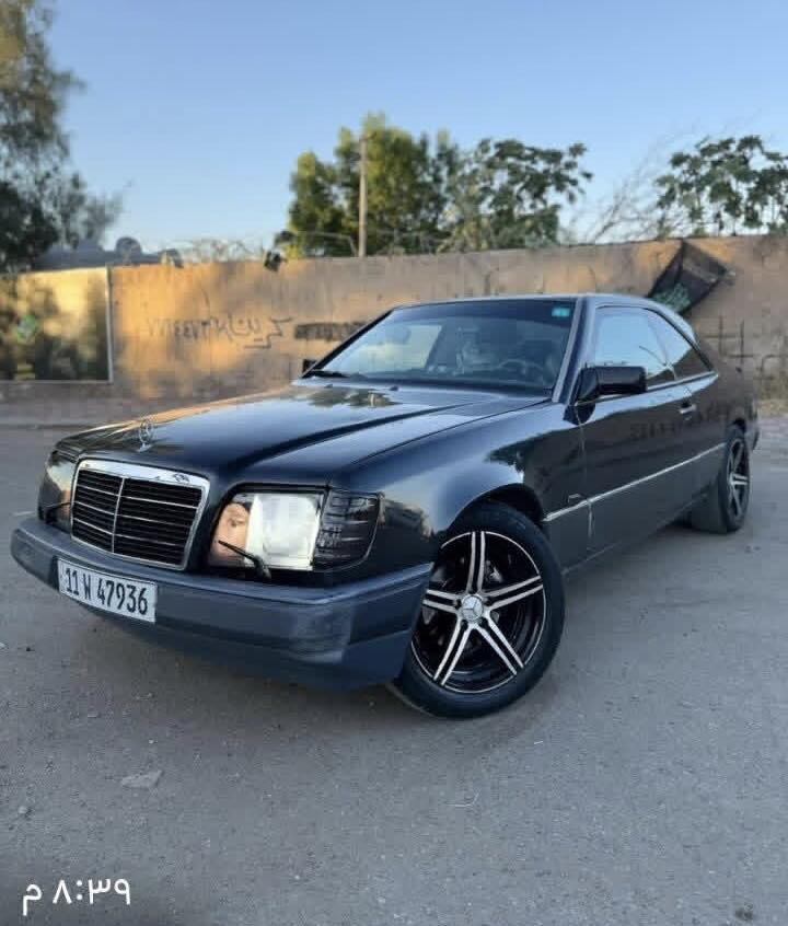 مرسيدس دبي كير مكينه ابلادي للبيع او مراوس حسب القناعه تبريد تخم تاير ويل كب رياضي صدر امامي خلفي رقم دولي سنويه جديده هزه جديده  غرفه جلد بلادي كهربائيات كلها شغاله السعر 60  بيها مجال بصيط رقم ***********
