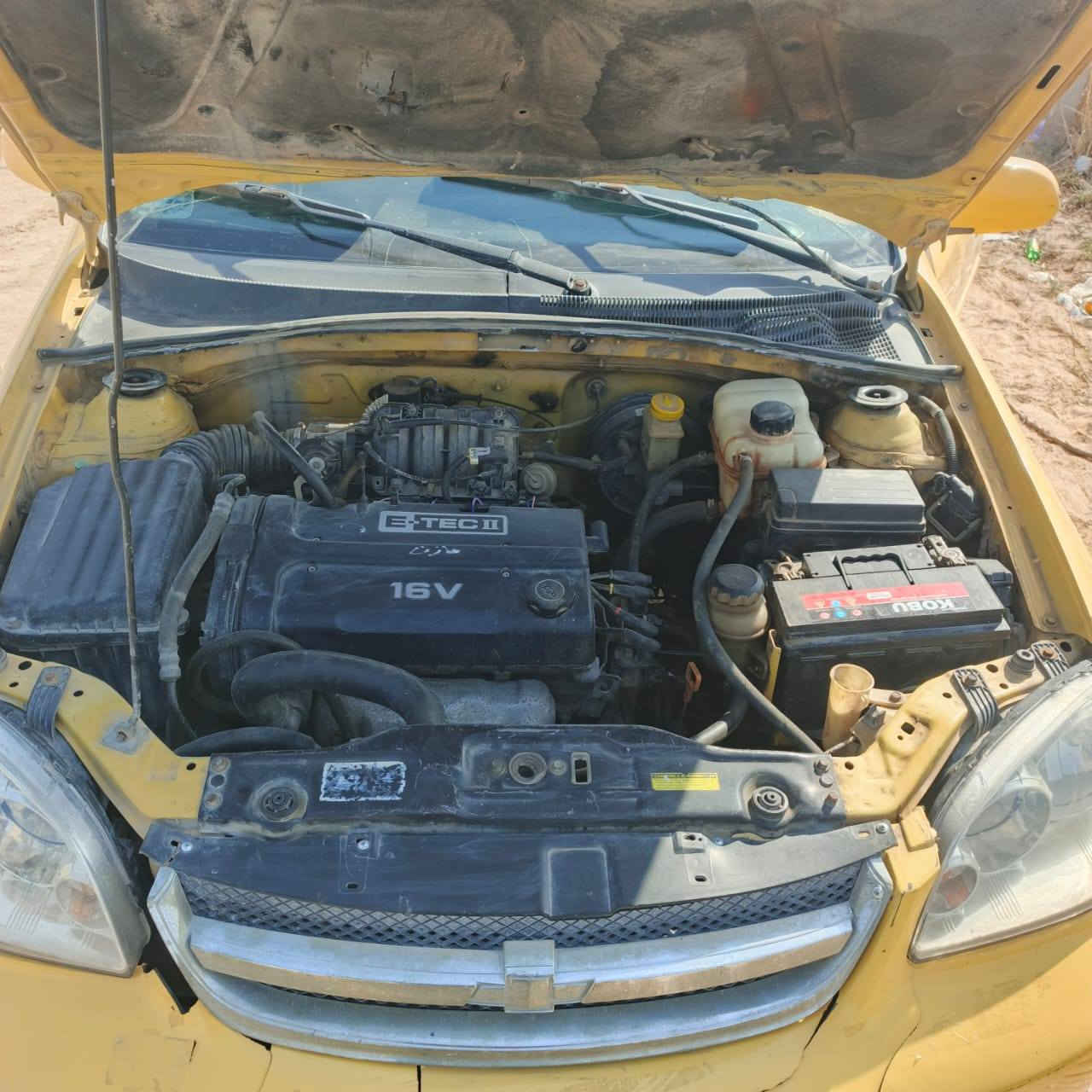 سلام عليكم اوبترا 2011.   كامله  مانقصه شي  ممحرك كير  خير من لله.   سنويه  بعدهي مامنتهيه.   لل 2028.   فقط مراوس بسياره ارنب  نضيف. تصال عل رقم ***********
