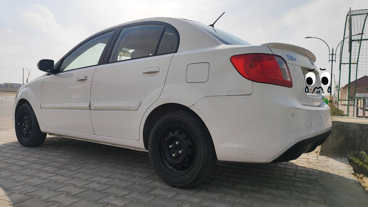 كيا ريو 2012
بدون ضربه بدون صبغ ماعدا ملاحظات بسيطه 
محرك 1400 
رقم نجف 
السنويه تنتهي نهاية 27
85 وبيها مجال


**إذا كنت صاحب هذا الإعلان وتريد حذفه لأي سبب، رجاءا أرسل رسالة إلى الدعم الفني**