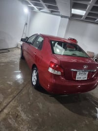 يارس 2007محرك جبير بي ٦ قطع بدون دواخل تبريد ثلج السياره جاهزه مابي نق...