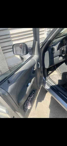 جيب لبرتي 2007مكينه 3700
كير مكينه تبريد كفاله 
السياره بدون حادث ولا صبغ 
كامله مابيه نقص رقم بغداد تحويل ثاني يوم
السعر 70وبيه مجال بسيط
عنوان بغداد شارع فلسطين
***********
***********
