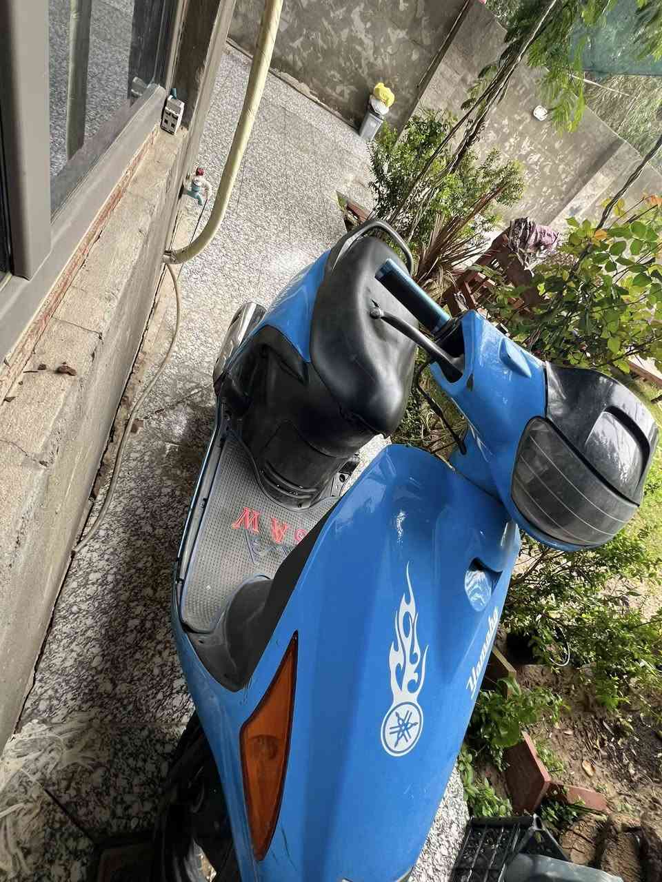 السلام عليكم دراجه فورتي للبيع شغاله كهربائيات كل شي بيها مشكله بسيطه معرفة التفاصيل خاص 
السعر 275وبيها مجال 
***********
