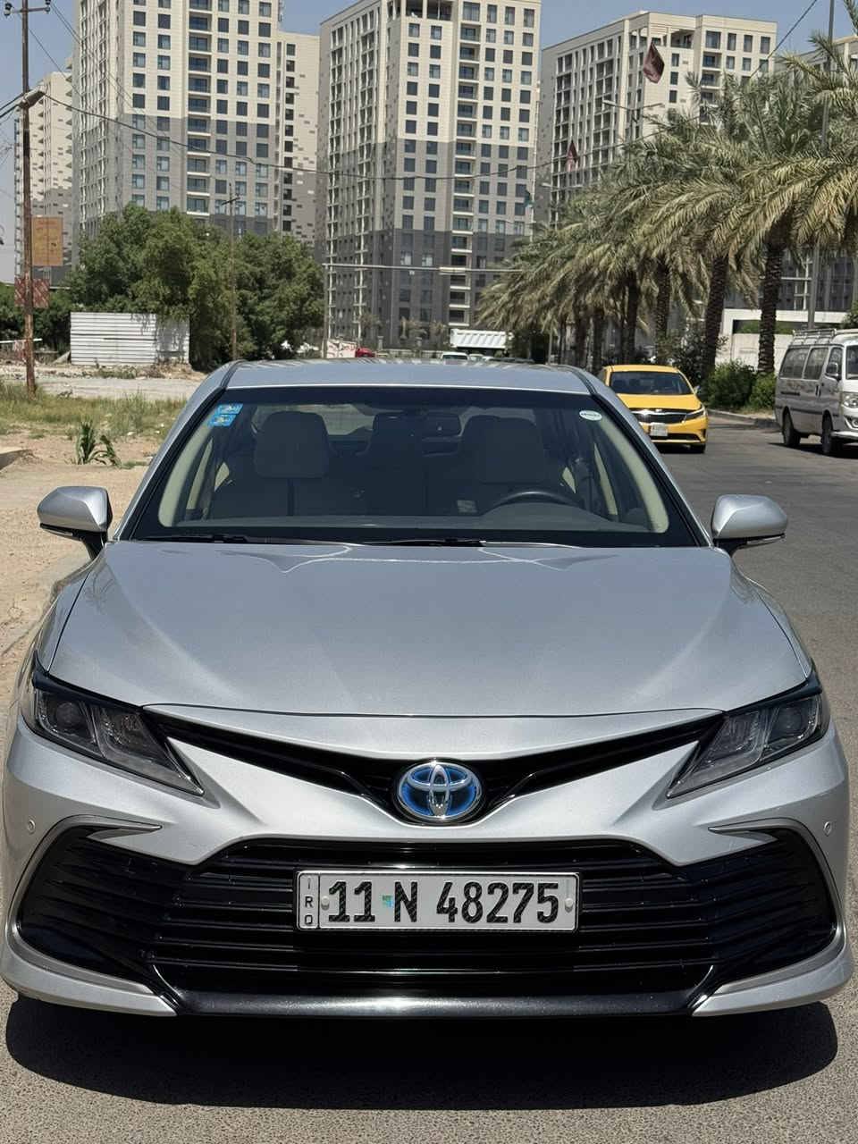 السلام عليكم للبيع كامري 2023 خليجيه عبد اللطيف جميل هايبردLE ماشيه 51  مكفوله من الصبغ والتبديل فقط بارد  رقم بغداد باسمي للاستفسار *********** بغداد السيديه
