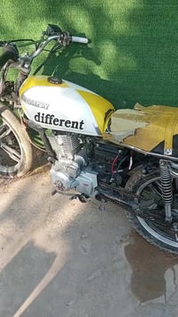 دراجه ايراني للبيع 350وبيه مجال قليل مكاني مدينه الصدر الحميديه شارع ط...