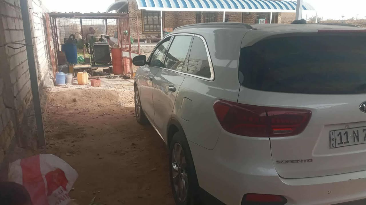 سورنتو موديل 2020
خليجي  رقم بغداد بسمي

فول مواصفات  واحد ع واحد 

مكفولة كفالة عامه

محرك  والكير كفالة عامة 

ماشيه 97 الف حقيقي

رقم بغداد باسمي انكليزي 

 المواصفات 

ستة سلندر 

7 راكب 

3 قطع تبريد 

بصمة تشغيل 

ابواب بصمة

مرايات شفط مع اشاير  

مري شفط 

علامة سورنتو بدوسة ضوئيه

حساسات امامي

حساسات خلفي

5 ويل كروم

شاشة 

فول تحكم ستيرن 

مكينة وكير وحدادية كلش جديده

زنون عالي  ناصي 

كشافات ضباب

كشن السايق ولراكب كهربائي

كامرة دوارة خلفية

ونعتذر عن الاطالة بعد بيه هواي مواصفات 

العنوان الديوانية 

***********
