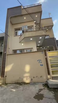 بيت للبيع المساحه 115م الواجها 8م  العمق 25م  البيت طابقين الطابق الاو...