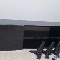 طاولة تلفزيون • بلا عيب • كەلار