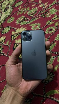 ايفون 11برو ماكس للبيع جهاز نظيف ما مفتوح مكفول جديد وتر بروف كامل ملح...