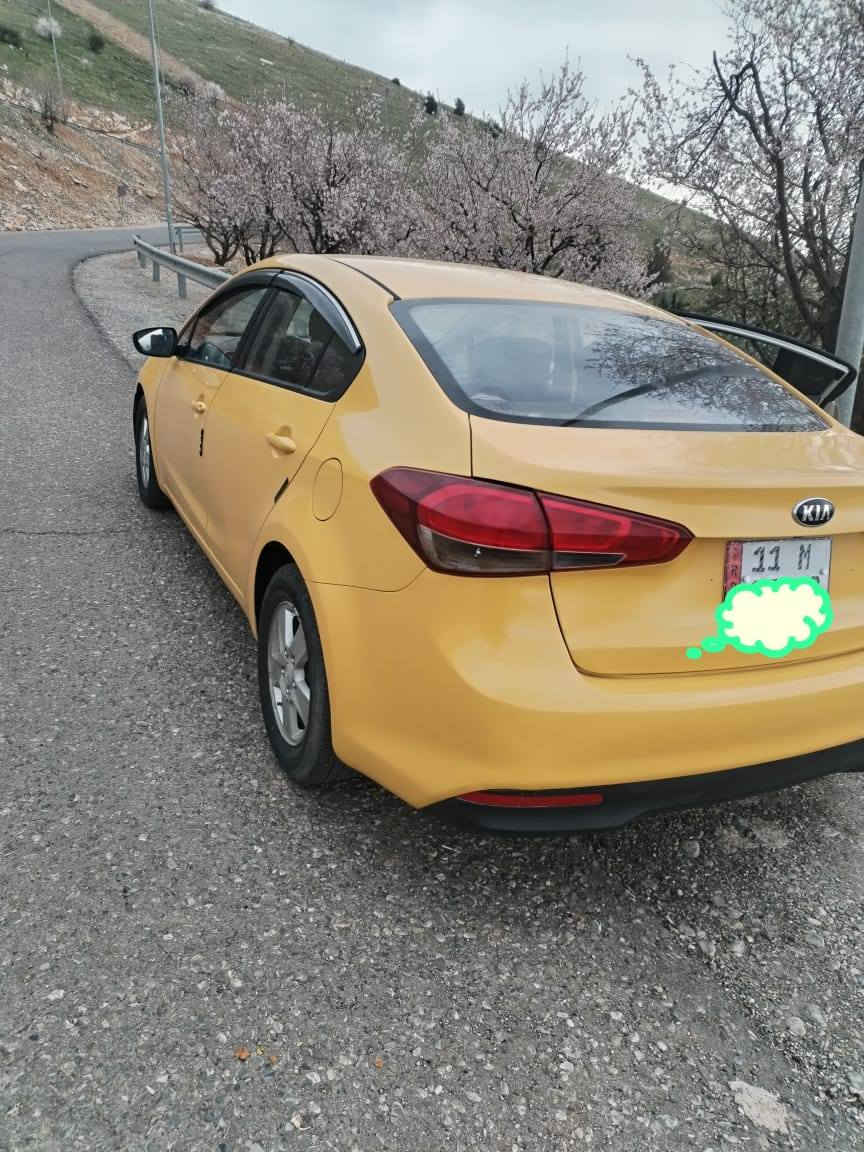 سلام عليكم فورتي ١٧ محرك كير مكفول ضربه بل جاملغ عكس سايق فقط باقي مكفول عام خليجي
بسمي سيارة نقد ب 115 ورقة وقسط هم ترهم مقدمه ٦٥ وبل شهر من ٢ل حد ٣  بكيفك خاص مفتوح مكان بغداد


**إذا كنت صاحب هذا الإعلان وتريد حذفه لأي سبب، رجاءا أرسل رسالة إلى الدعم الفني**