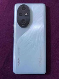 هونر 200برو غني عن التعريف ذاكره ٥١٢ لون فستقي للبيع 07867753148