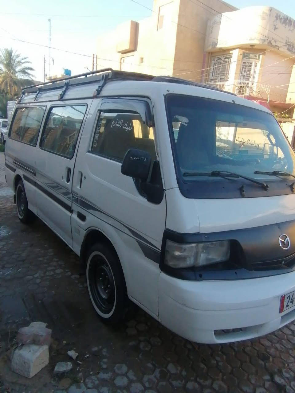السلام عليكم مازده بومه للبيع 2004 سياره جاهزه من كلشي  مكاني كربلاء حي الحر  الأستفسار على الرقم ***********
