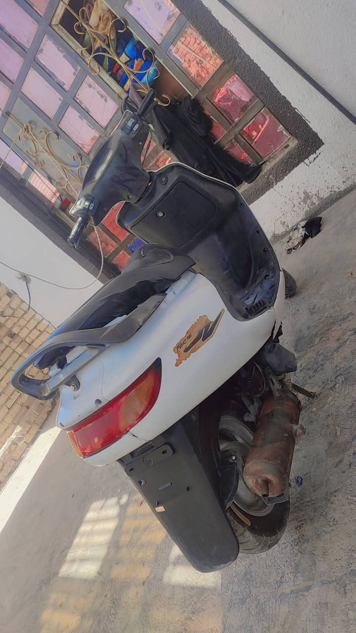 دراجه فراشه   دراجه نكره سلف اول  هندر شلعه معدل دراجه  خير من الله سلف هندر كهربائيات كله شغال مابيها كل نقص  السعر360  وبيها مجال شي بصيط *********** الحيدريه خان النص طريق نجف كربلاء عمود500
