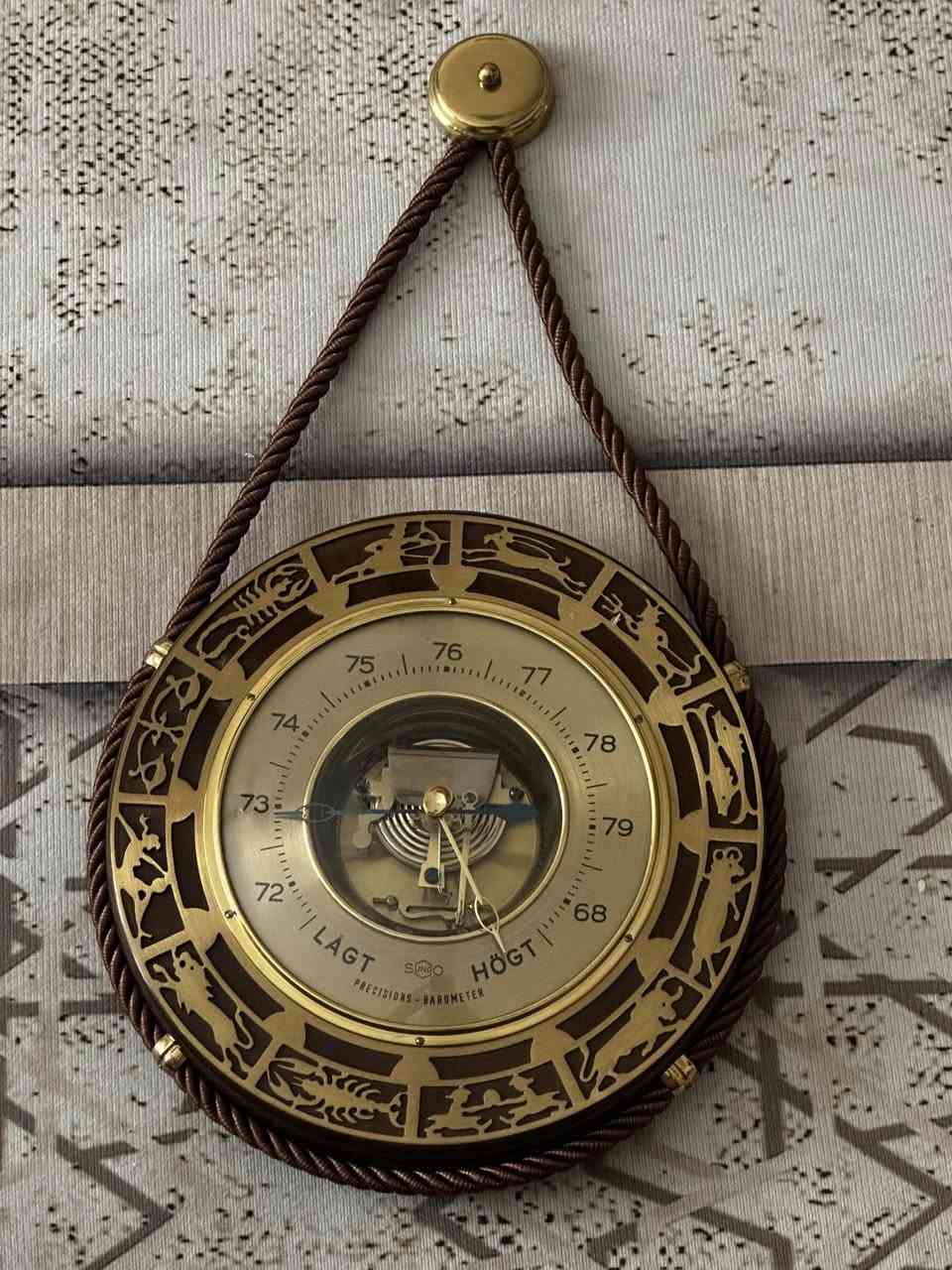 البارومتر
من سنة 1900 القياس 24X24 ما بي اي عيب وشغال على سرعه الرياح 
السعر 75 الف

موجود في بغداد


**إذا كنت صاحب هذا الإعلان وتريد حذفه لأي سبب، رجاءا أرسل رسالة إلى الدعم الفني**