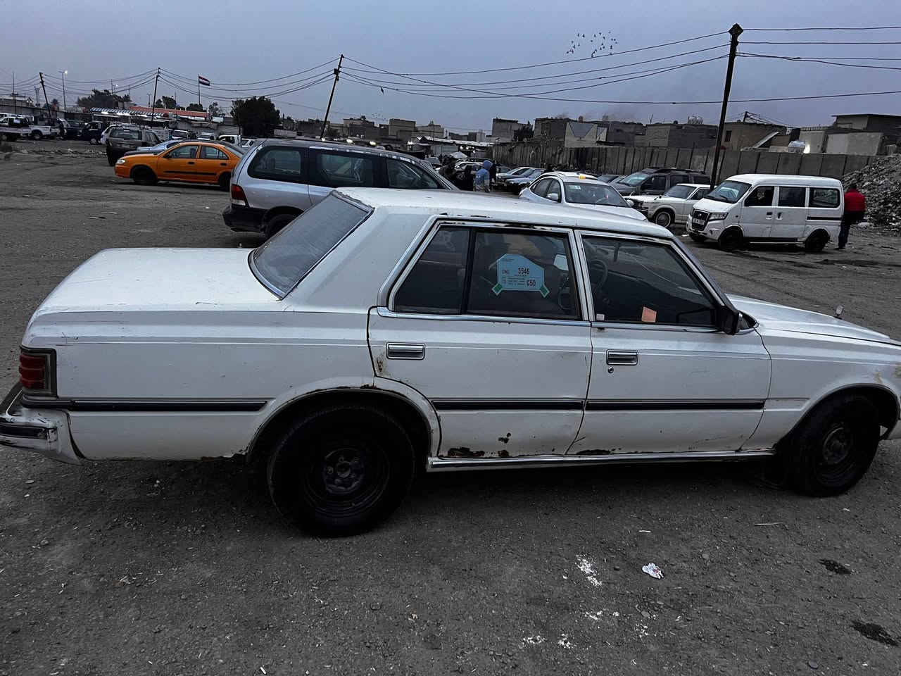 سلام عليكم:
سوبر 82 سياره بلاديه مابيه صبغ 
كير ومكينه جديد حداديه جديده 

سياره بسأمي 
رقم ***********
مكاني بغداد الرئاسه العبيدي
