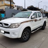 توێتا هایلۆکس 🇸🇦مەرزیە ،تۆماتیکی دەبڵ ئەکسڵ،بێ بۆیاخ بێ لێدران، مۆدێل ...