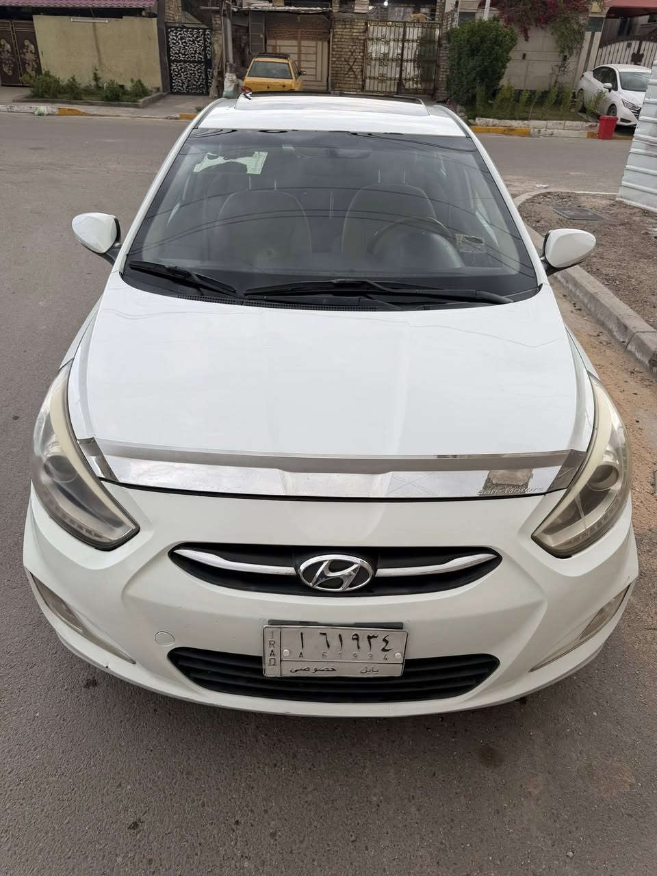 اسلام عليكم اكسنت خليجي موديل 2016 رقم بابل باسمي تحويل ثاني يوم مكان السياره بغداد او بابل 
فول مواصفات بيهه طخه خفيفه بلباب وجاملغ لخلفي شخط وصابغين على كدهن فقط مابيهه اي حادث مكينه كير تبريد كله مكفول السياره ماشيه 120 الف كيلو سعرهه 107 وبيهه مجال اي ستفسار اتصل عل رقم ***********
