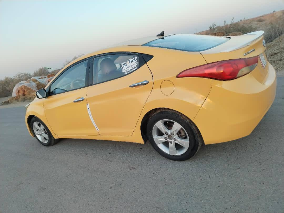 السلام عليكم النتره للبيع موديل 2012 خليجيه السياره حلوه مال جناي مراوس حسب القناعه السعر البييع 92 وبيها مجال حك الجيه مكان السياره بابل متواجد على الإنترنت ***********
