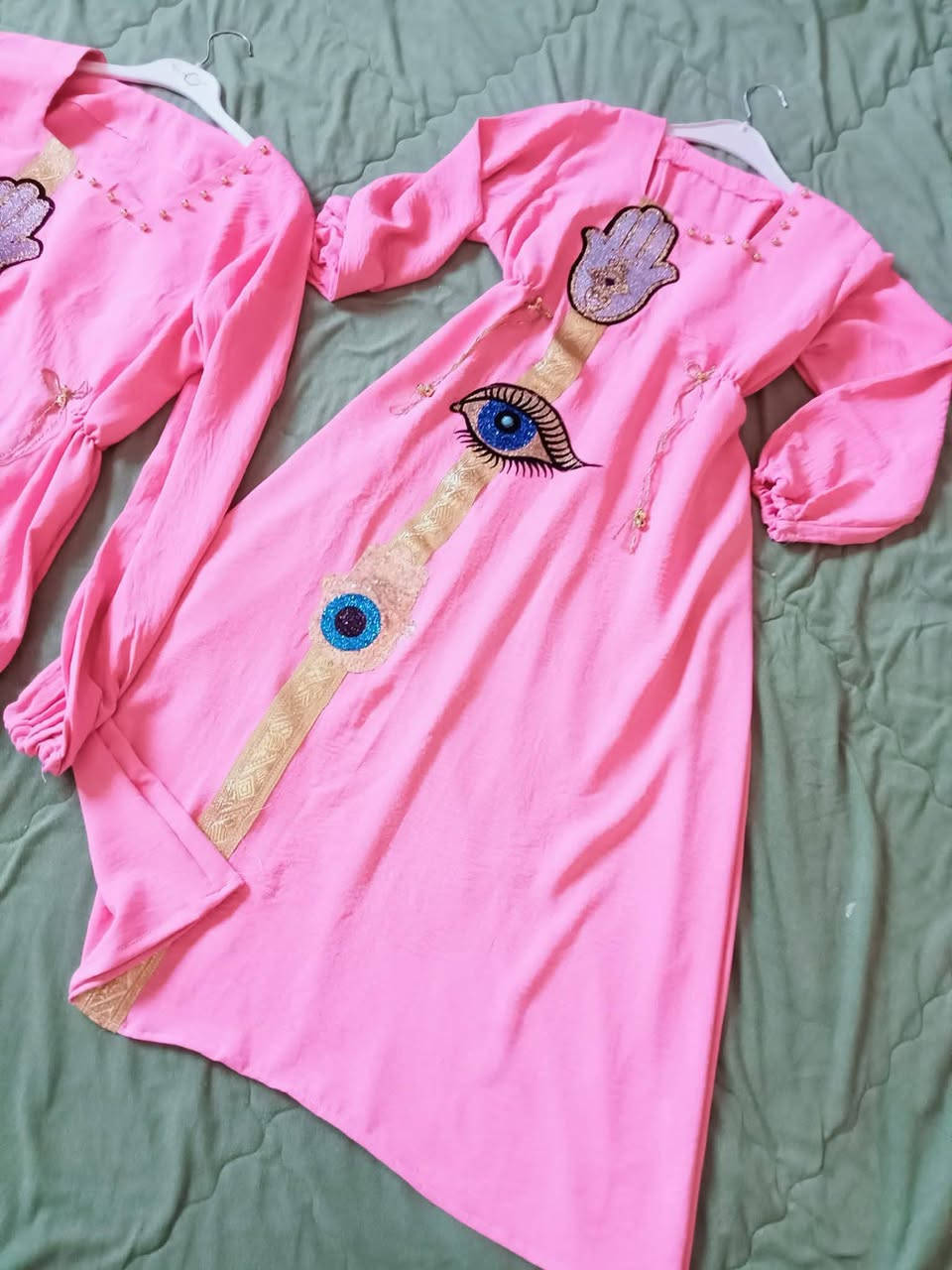 دشداشة زهريّة بروح رمضانية تلمع بذوقك.


**إذا كنت صاحب هذا الإعلان وتريد حذفه لأي سبب، رجاءا أرسل رسالة إلى الدعم الفني**