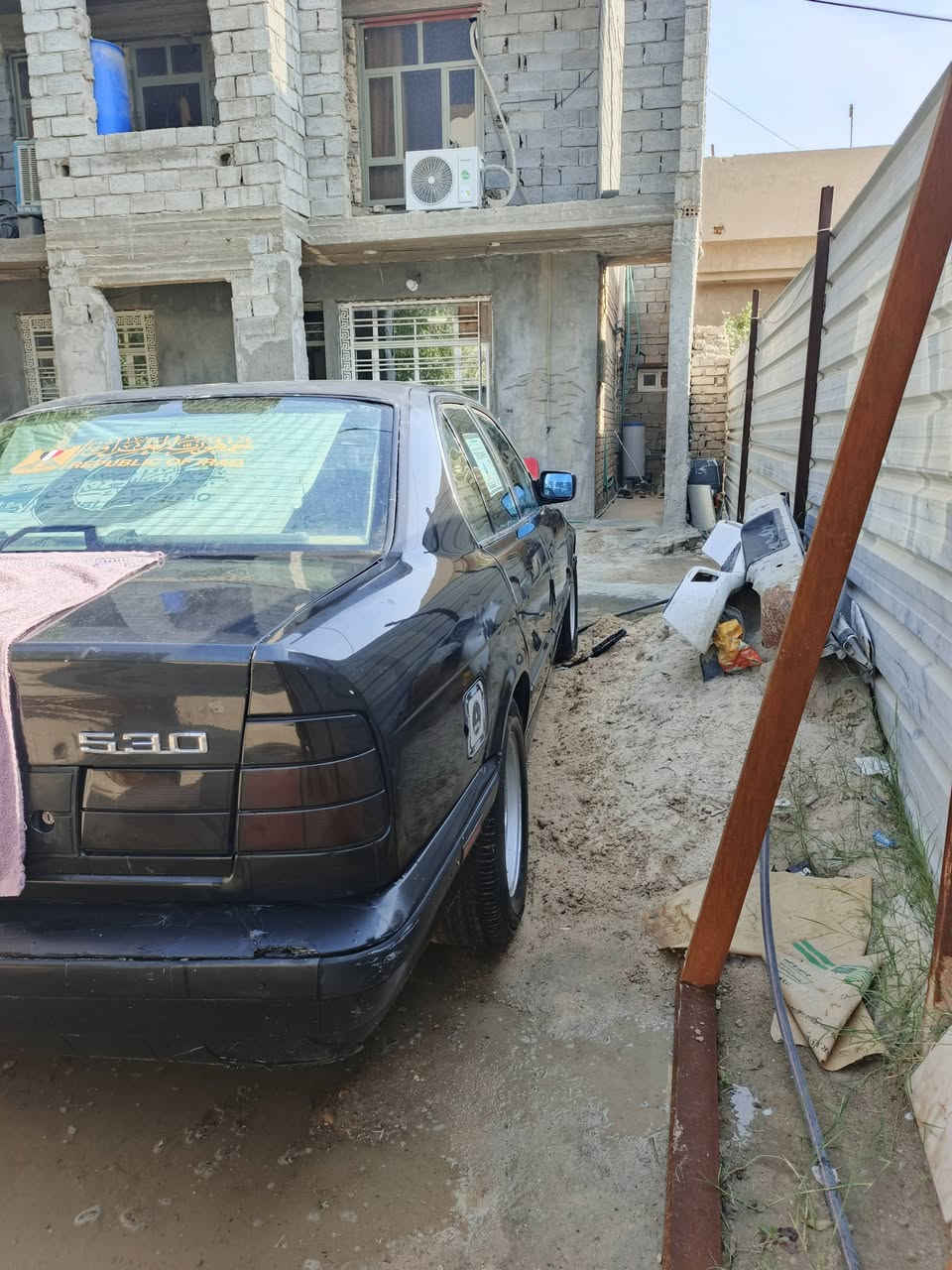 سلام عليكم بي ام 530محرك مفتوح كير اوتماتيك صدر جديد تخم تاير كهربائيات كله شغاله تبريد بس الفان يشتغل رقم انبار انكليزي فتحه سقف كهربائيه مكاني ابوغريب حي الشهداء قرب السريع السعر 58 للبيع او مراوس بكاع أو باوبتره او سني 2001او2002او نيسان فيرسا ***********بي واتساب او لخاص هم مفتوح تحياتي للجميع
