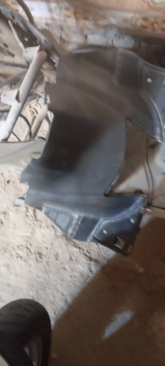 السلام عليكم دراجه سبيسي ماليزي 
للبيع نقص قبق هندر و تاير امامي و السعر يم الولد *********** هاذه راعيه دراجه شغاله
