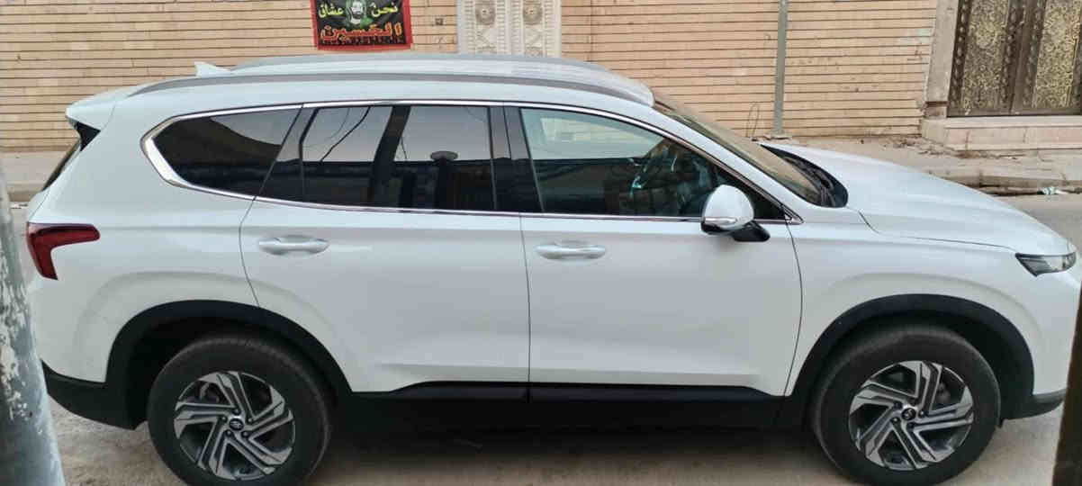 سنتافي موديل 23 مكينه 2500
السيارة جديدة وصور الحادث مرفقه بالمنشور

للاستفسار الاتصال على الرقم ***********
