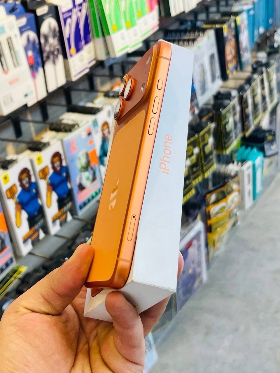 ✅  متوفر بيع بلنقد ولاقساط ✅
ايفون 17 برو ماكس شرق اوسط ذاكره 256 بطاريه 100 نضافه 100‎%‎ زلغ مابي هو والجديد سوه نموذج M لونه المميز كامل ملحقاته وتر بروف وبلحاسبه كله نورمال وتر بروف يعني كلشي ممبدل بي وبي وتأخذه ضمان وصل 5 ايام اي مشكله او عطل يستبدل فورا ومتوفر اقساط على مصرف الرافدين و مصرف الأهلي العراقي 
السعر مليون و 850 الف 
العنوان بغداد البياع شارع 20 قرب مطعم شط العرب مركز الهاتف الاصلي 
📞📞***********
📞📞***********
