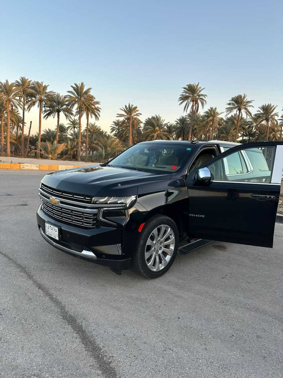 السلام عليكم تاهو 2023 primer فول مواصفات واحد ع واحد مكينه ٥٣٠٠ المرغوب السياره كفاله عامه من كلشي  السياره عليهه تغليف ppf الاصلي رقم بغداد  مكانهه بابل السعر 540. ورقه للاستفسار ***********//***********
