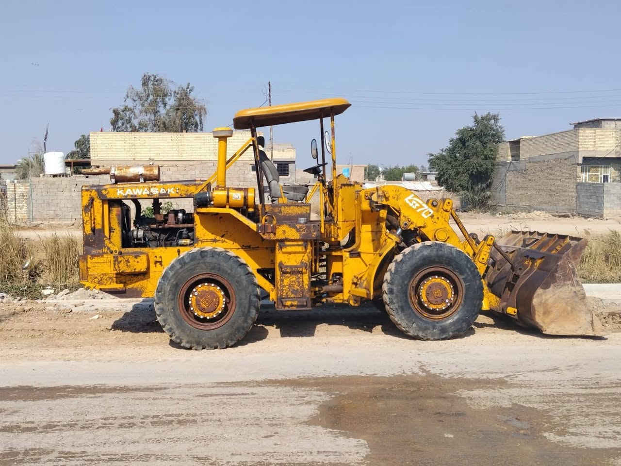 سلام عليكم شفل  70البيع موديل 82   جاهز الشقل ***********مكان بغداد سجينه جديده  بريك اربع وياله مكينه خير من الله
