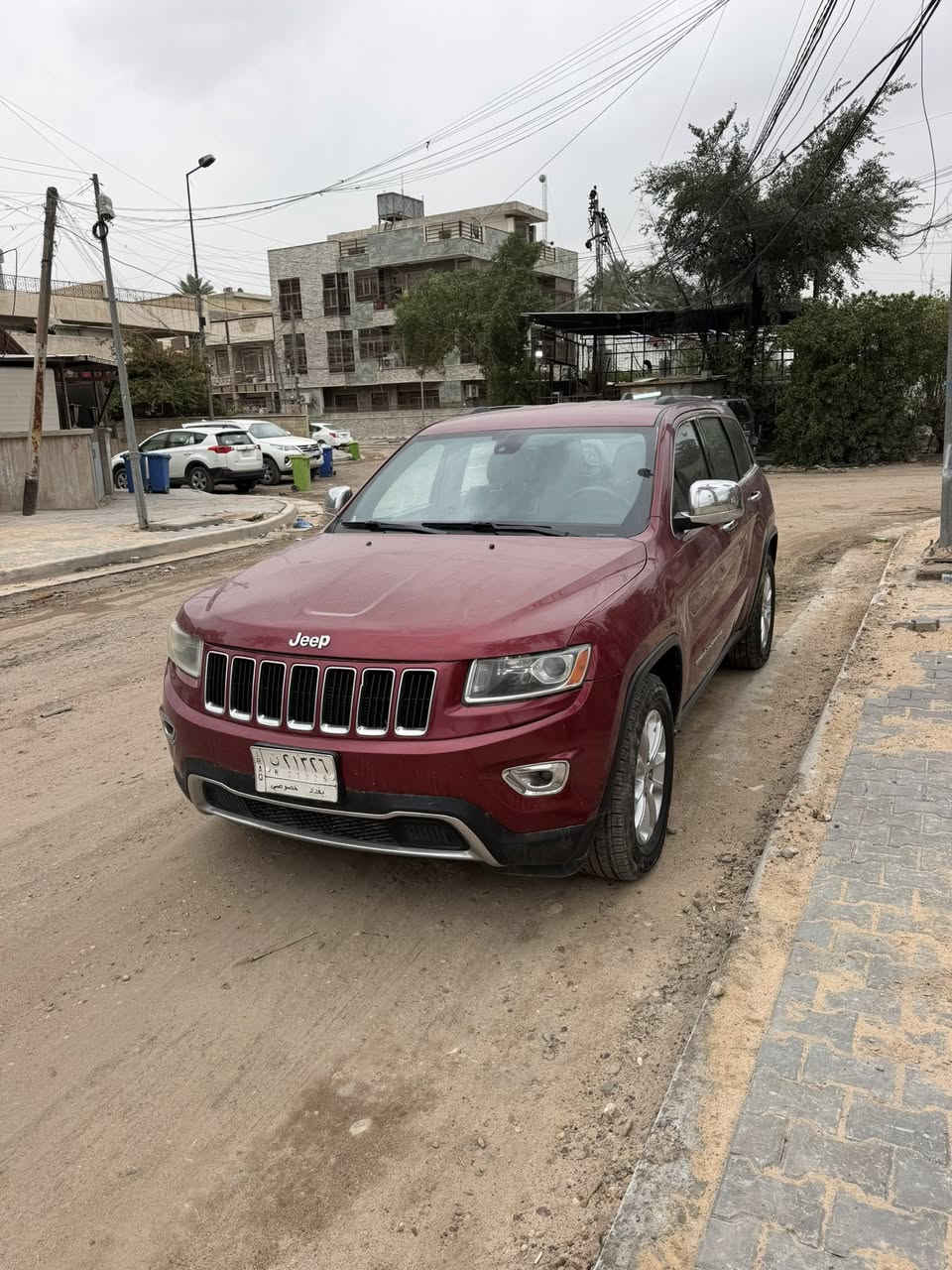 السلام عليكم سياره جيب شيروكي لبيع موديل ٢٠١٤ السياره جاهزه من كلشي كير محرك وقبل سبوع بدلتله تخم تيارات جديد والسياره باسمي تحويل ثاني العنوان بغداد الاعضميه / السعر ١٩٨$
الهاتف ***********
