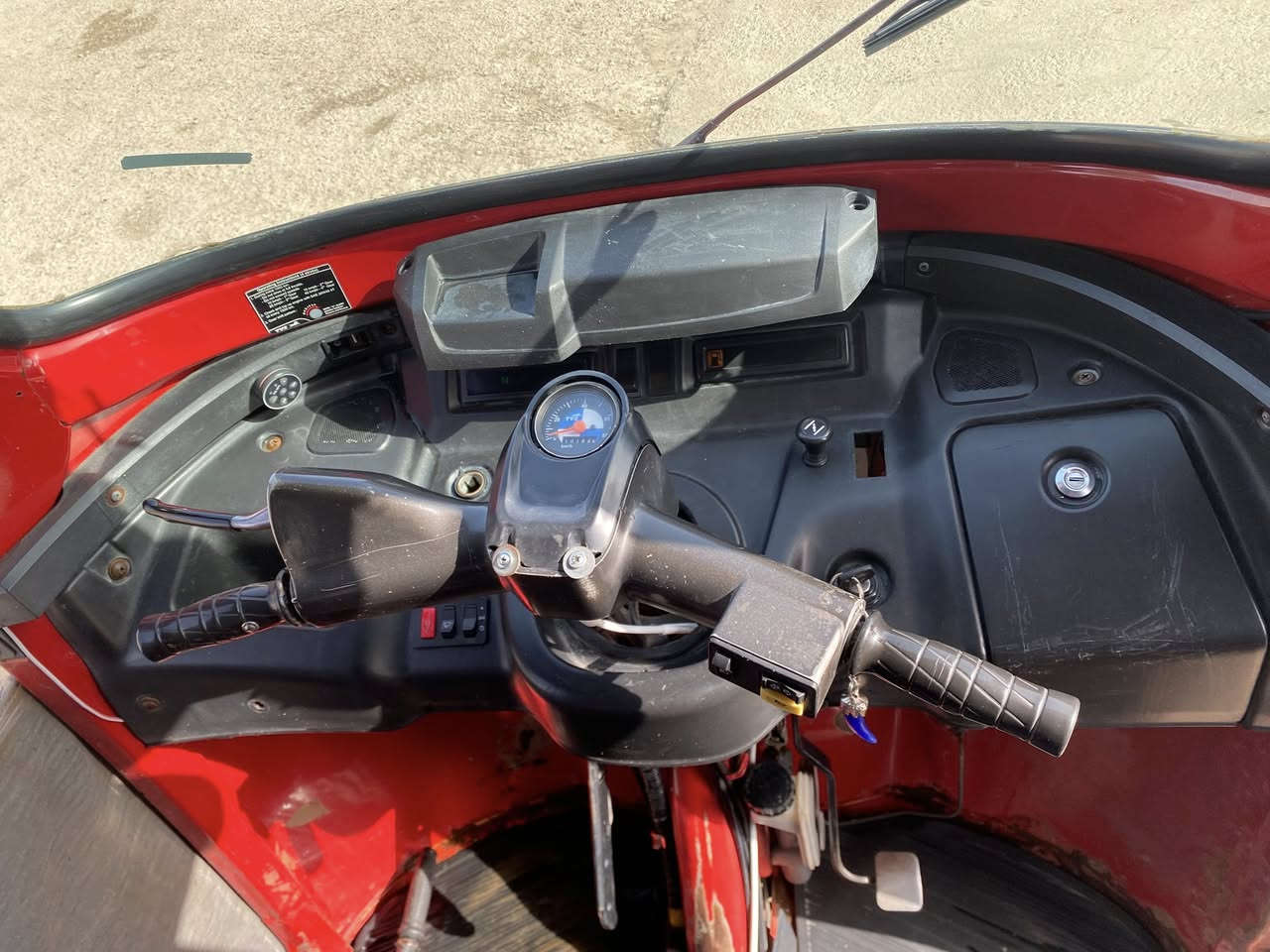 للبيع مستجعل TVSموديل 2017 اوراق2018 كامله  كل نقص ماكو كبل تنزل  الشارع ***********السعر32000 بيها مجال
